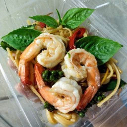 โคตรอิ่มอร่อยกะเพรากากหมู หมู่บ้านเสรี