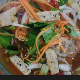 ยำวุ้นเส้นใส่หมูยอ