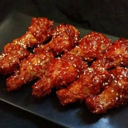 ไก่ทอดเกาหลี อู้หู้วววอร่อยตาโต (เวลาเร่งด่วนได้ทานไวมาก) เดอะพิกเซลเพลส