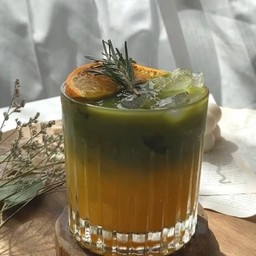 Matcha Orange Juice หอมชาเขียว สดชื่นกับส้ม