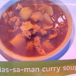 แกงมัสมั่น