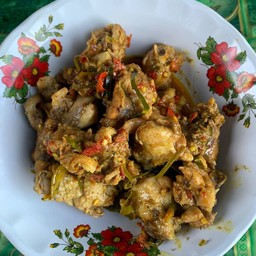 ผัดเผ็ดไก่
