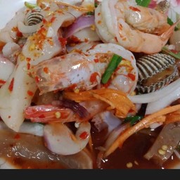 ยำเหลาทะเลกุ้งสุก
