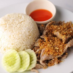 ข้าว ..ไก่...ทอดกระเทียม