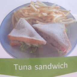 TUNA SANDWICH