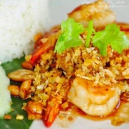 กุ้งกระเทียมราดข้าว