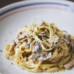 Fettuccine Mushroom Alfredo