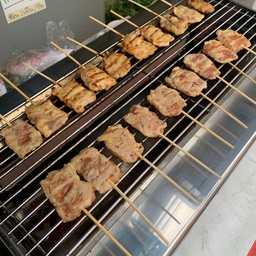 ณัฐฐ์ หมูปิ้งนมสด
