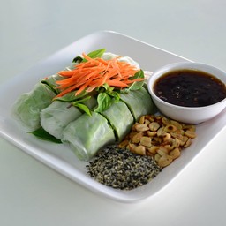 ปอเปีี๊ยะโหระพา