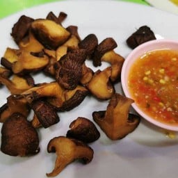 เห็ดหอมทอดซีอิ๊ว