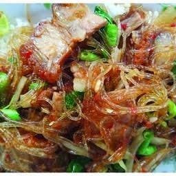 ข้าว ผัดกระเพราวุ้นเส้น