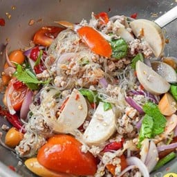 ยำวุ้นเส้น