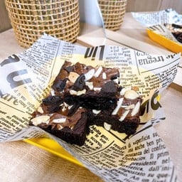 แมวหิว The Hungry Cat