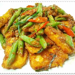 ข้าว ผัดพริกแกงเต้าหู้