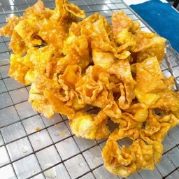 เกี๊ยวใส้แตก ลพบุรี