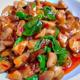 ข้าว ผัดพริกเผาใส่เห็ดใส่หมูสับ