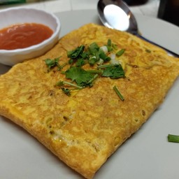 ไข่ยัดไส้หมูสับ กุ้ง และผักต่างๆ