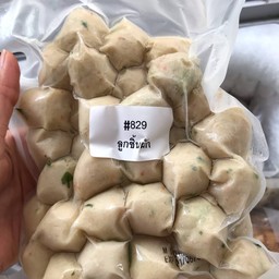 ลูกชิ้นแช่แข็ง