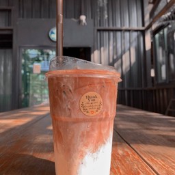 เรือนไม้กาแฟสด