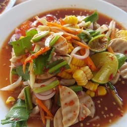 ยำหมูยอมะม่วงข้าวโพด