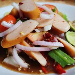 ตำเกาเหลาใส้กรอก