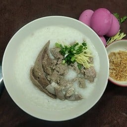 โจ๊กทุกอย่าง+ไข่เยี่ยวม้า