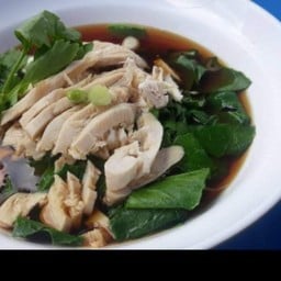 ก๋วยเตี๋ยวไก่ขวัญเดช สาขา2