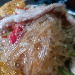 ผัดวุ้นเส้นพริกสด(หมูหรือไก่)โปรดระบุค่ะราดข้าว(ไม่ใส่ไข่)