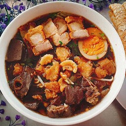 ก๋วยจั๊บหมูยุภา