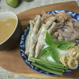 ครัวบ้านเชฟหนุ่ย