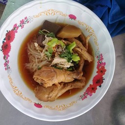 ก๋วยเตี๋ยวไก่มะระซุปเปอร์น่อง