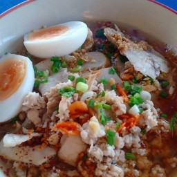 ตุ๊ยโต๊ะเขียว