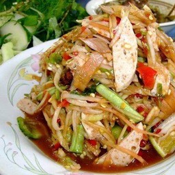 ตำไก่ยอ..ใส่ปลาร้าไม่ใส่ปลาร้าบอกดัวยจ้า