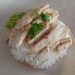 ข้าวสวย ไก่ต้ม แคลอรี่ต่ำ