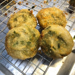 กุ่ยช่ายไส้ผักทอด