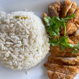 ข้าวมันไก่ทอด พิเศษ
