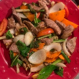 เนื้อผัดน้ำมันหอย