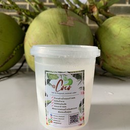 น้ำมะพร้าวพร้อมเนื้อนุ่มๆ ธรรมชาติ 100%