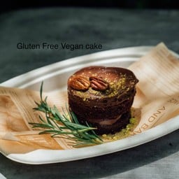 Gluten-free vegan cake