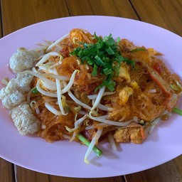 ผัดไทใส่หมูแดง น้ำหมูแดง