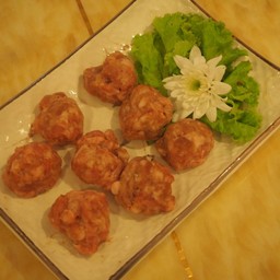 หมูทรงเครื่อง