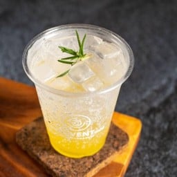 ซัมเมอร์ บรีส (แพชชั่นฟรุ๊ตโซดา)