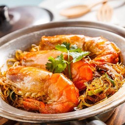 กุ้งอบวุ้นเส้น