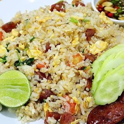 ข้าวผัดกุนเชียง