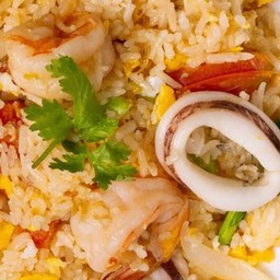 ข้าวผัดทะเล