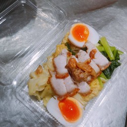 เกี๊ยวหมูกรอบ