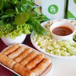 สุกี้สุกี้ (ใช้เนื้ออกไก่หมูสไลด์)