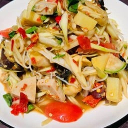 ส้มตำแซ่บทะลุครก