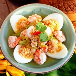 น้ำพริกกุ้งสด-ไข่ต้ม ( Namprik Goongsod Kaitom )