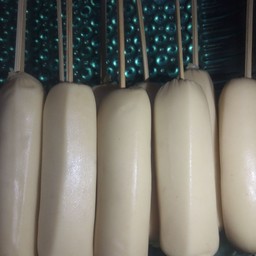 ไส้กรอก ไก่กระเทียม